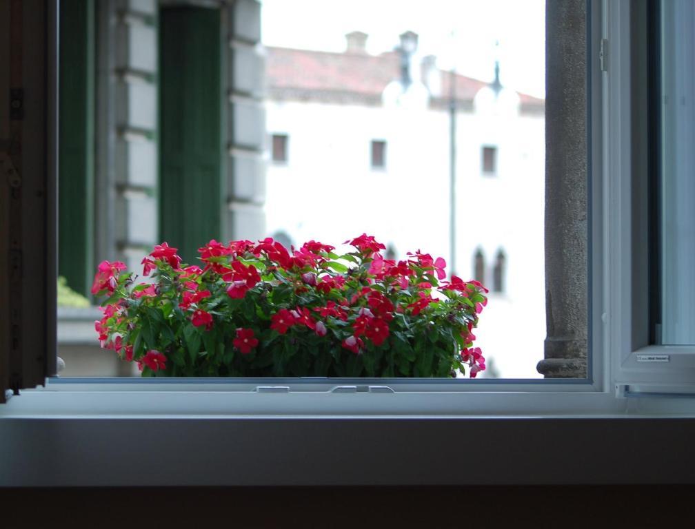 Astoria Hotel Italia Udine Bagian luar foto