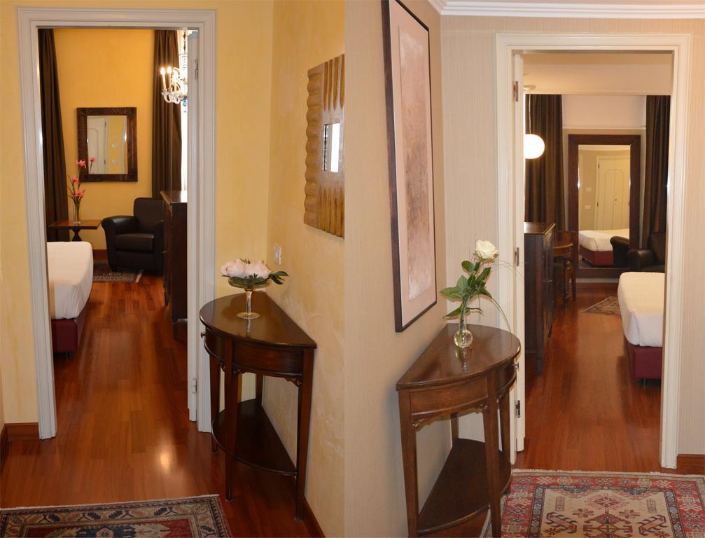 Astoria Hotel Italia Udine Bagian luar foto