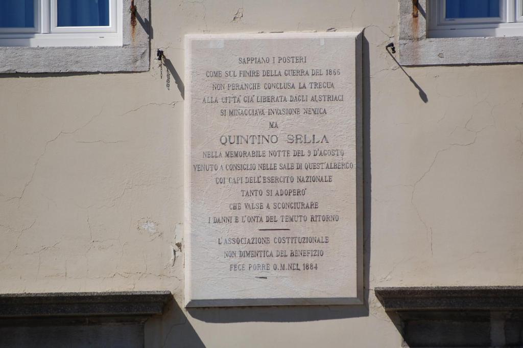 Astoria Hotel Italia Udine Bagian luar foto