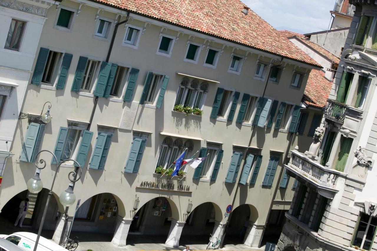 Astoria Hotel Italia Udine Bagian luar foto